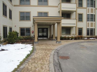12 Russell Rd Unit 106, Wellesley, MA, 02482