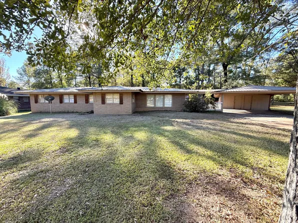 2589 Veterans Memorial Blvd N, Eupora, MS 39744