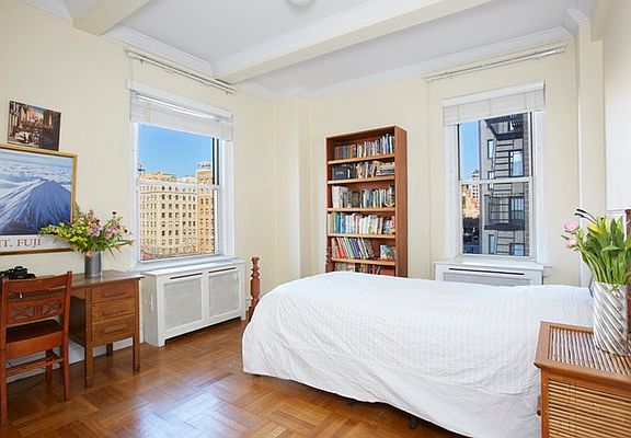 5th image of 940 Park Ave APT 8B