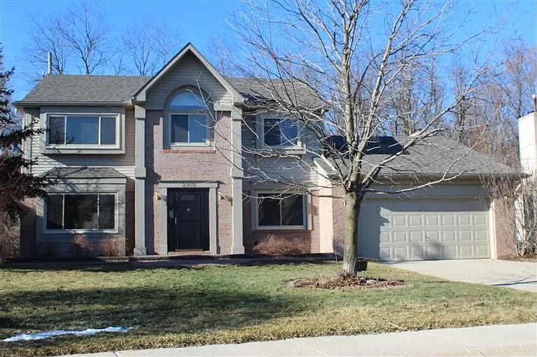 2909 Leslie Park Cir photo 1
