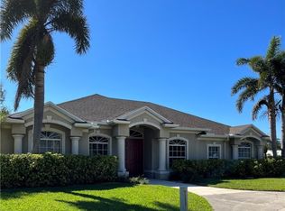 18242 Sandy Pines Cir, North Fort Myers, FL 33917