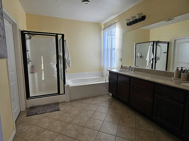Master bedroom restroom