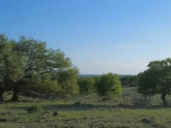 77 Cattlemans Crossing Dr #77, Kerrville, TX 78028
