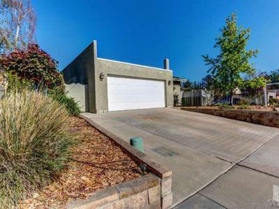 702 Paseo Montecito, Thousand Oaks, CA, 91320