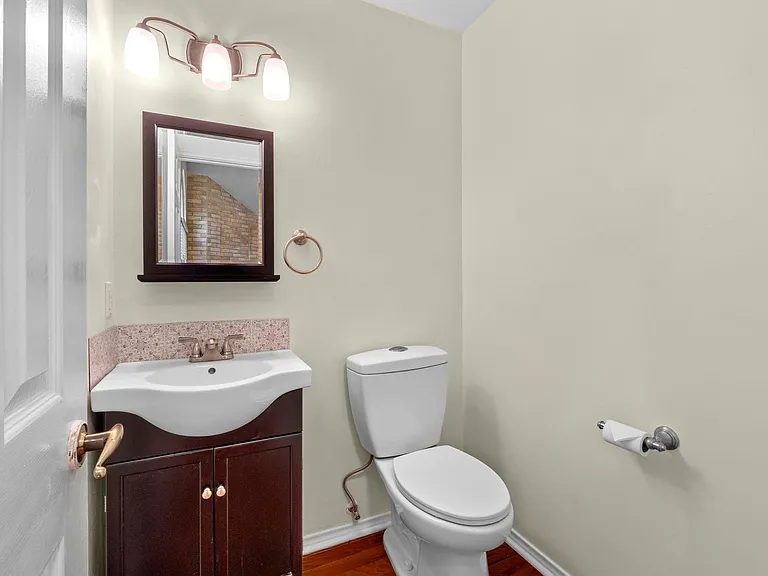15905 De Peer Ave — Photo 24