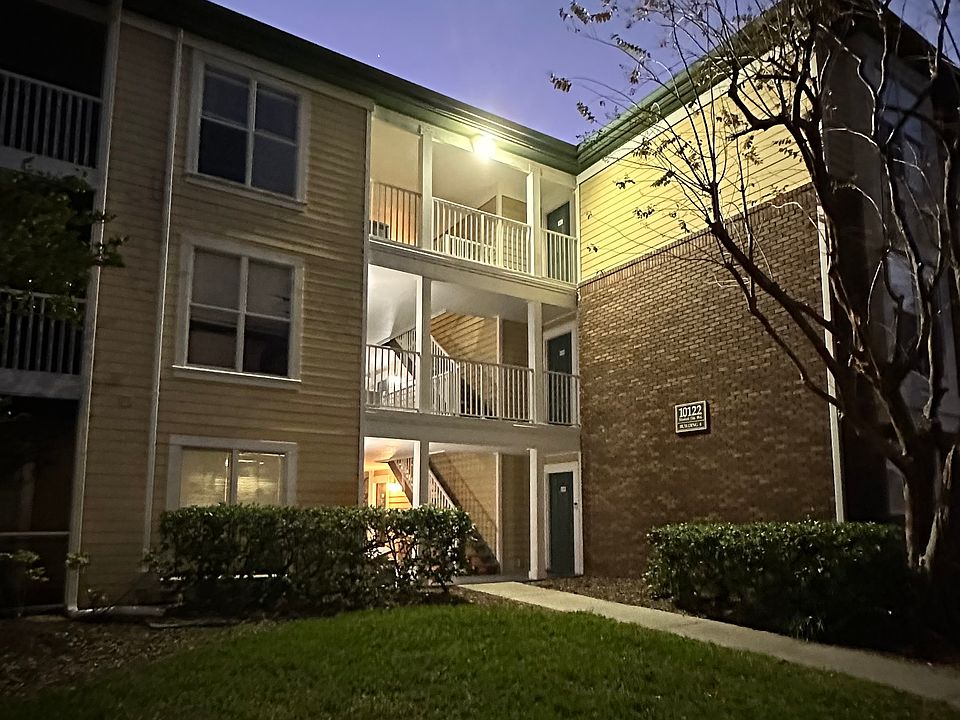 1st image of 10122 Winsford Oak Blvd APT 423