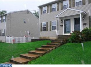 20 W Madison St, Mohnton, PA 19540
