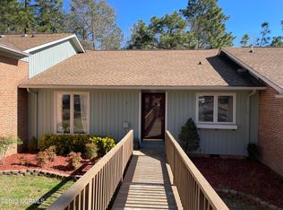 9 Garden Villa Dr, Pinehurst, NC 28374