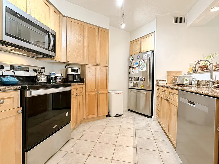 3101 N Hampton Dr #603 — Photo 4
