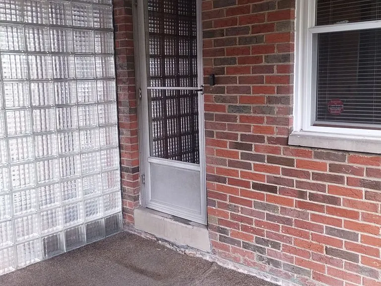 1822 W Schantz Ave #1822 — Photo 32