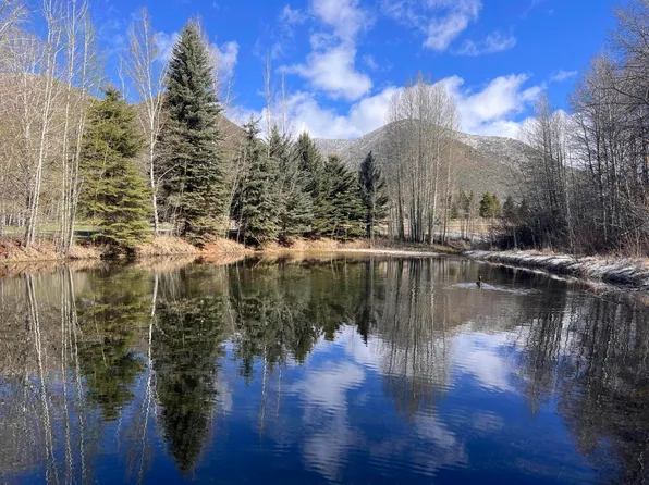 202 Meadowbrook Rd, Hailey, ID 83333