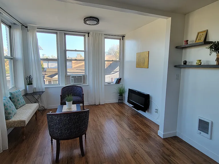 87 Chestnut Ave #2 — Photo 9