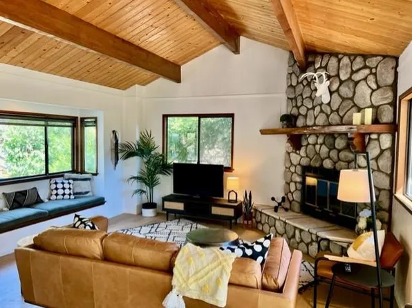 173 Zermat Dr, Crestline, CA 92325