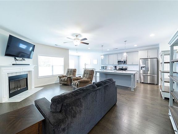 5th image of 4192 Mara Vista Dr