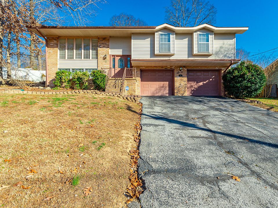 1st image of 909 Spurling Dr