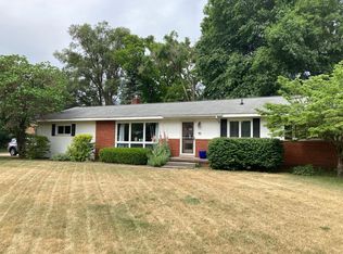 5140 Hollywood Ct, Brighton, MI