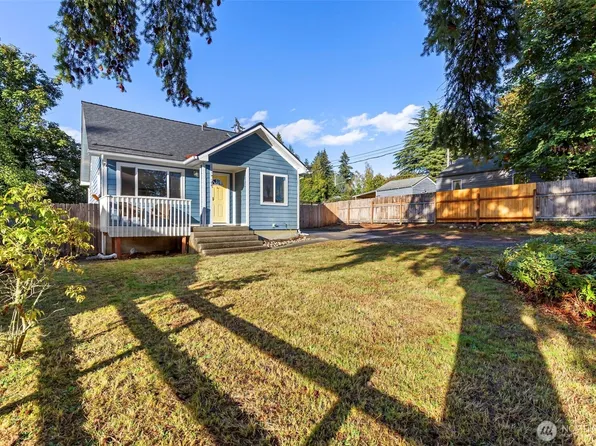 2369 Winfield Avenue, Bremerton, WA 98310