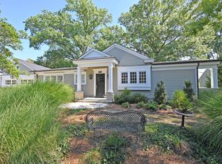 2476 Grandin Rd, Cincinnati, OH 45208