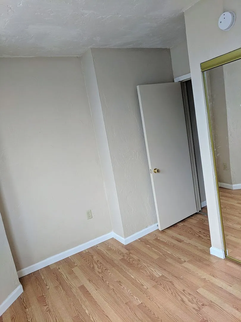 355 Atwood St — Photo 3