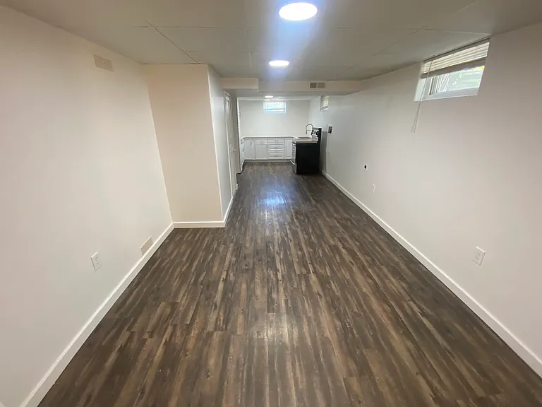 Main Room 4