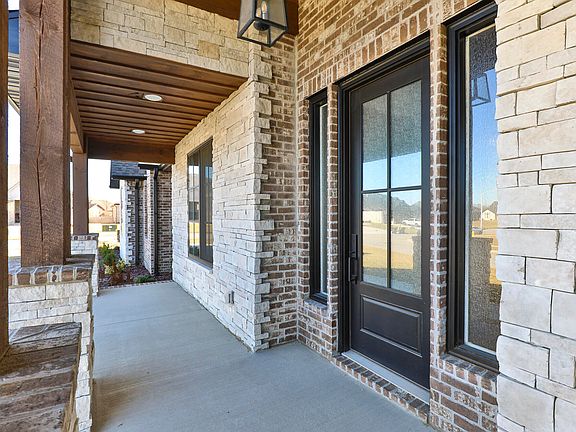 5th image of 4584 E Hidden Oak Street