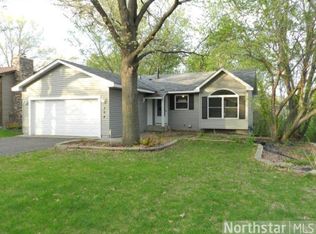 304 Little John Dr, Circle Pines, MN 55014