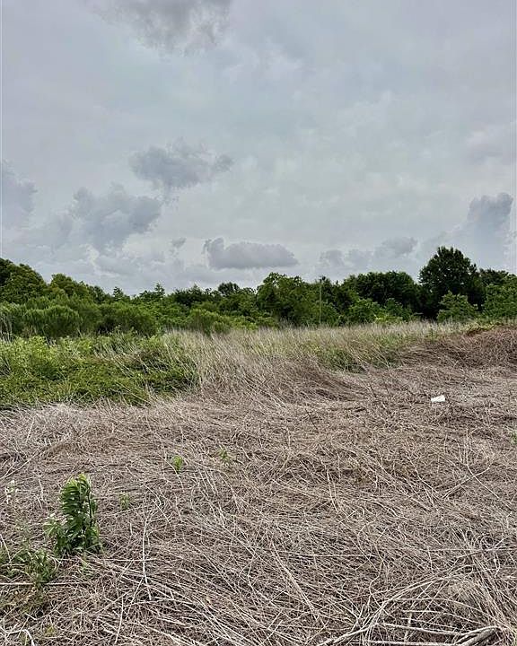 1st image of 455 E Dave Dugas Rd