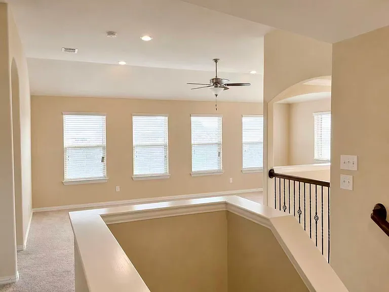 2316 Grant Park Way — Photo 12