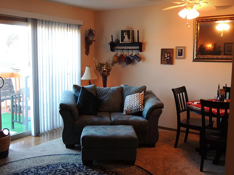 109 McGrew Dr — Photo 7