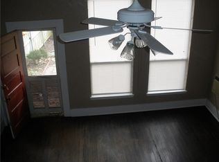 1301 Monroe St #B, Commerce, TX 75428