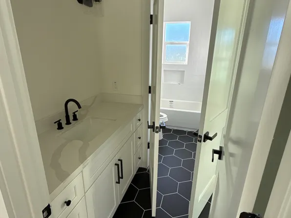 1309 E 35th St, Houston, TX