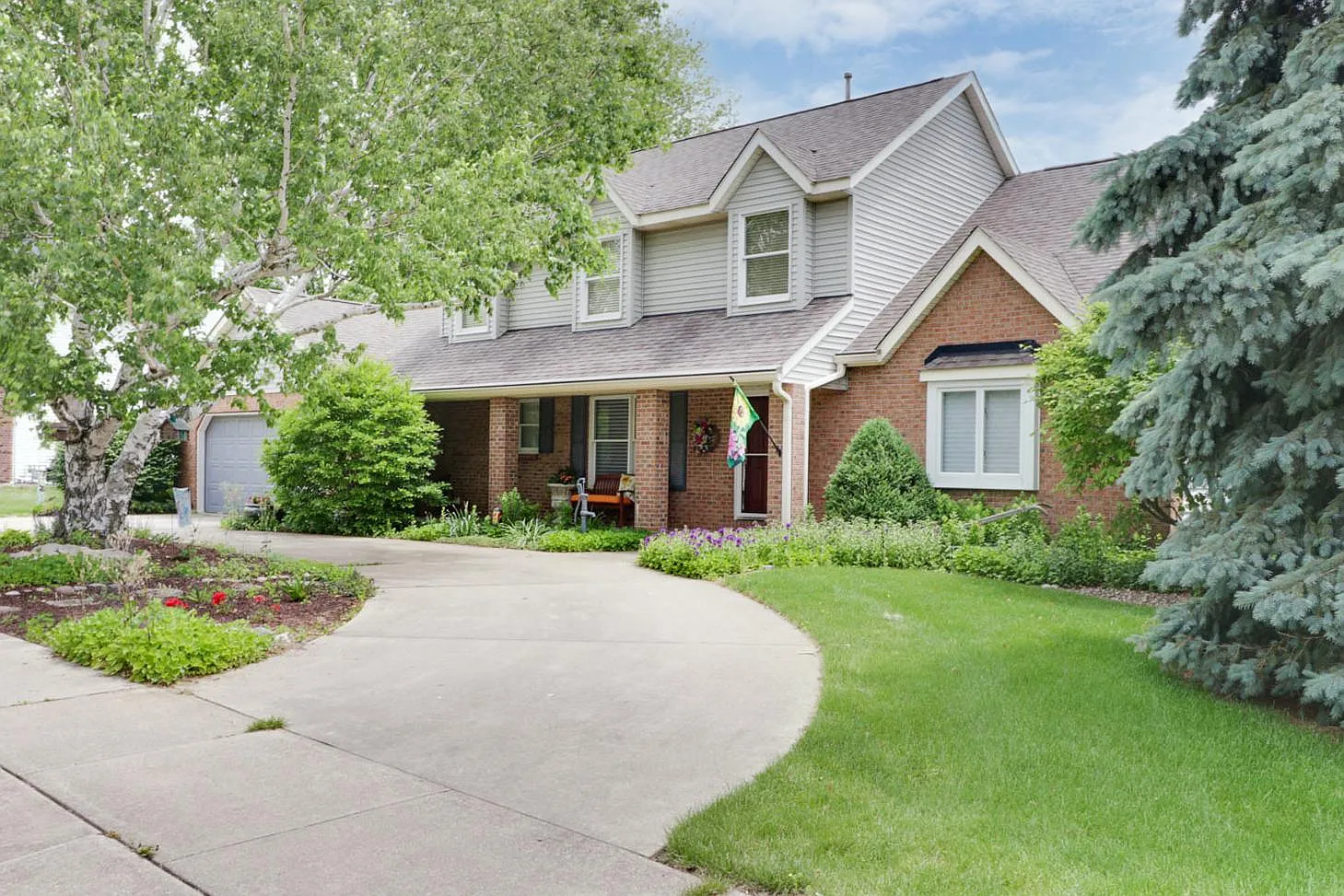 2701 Blarney Stone Ln photo 1