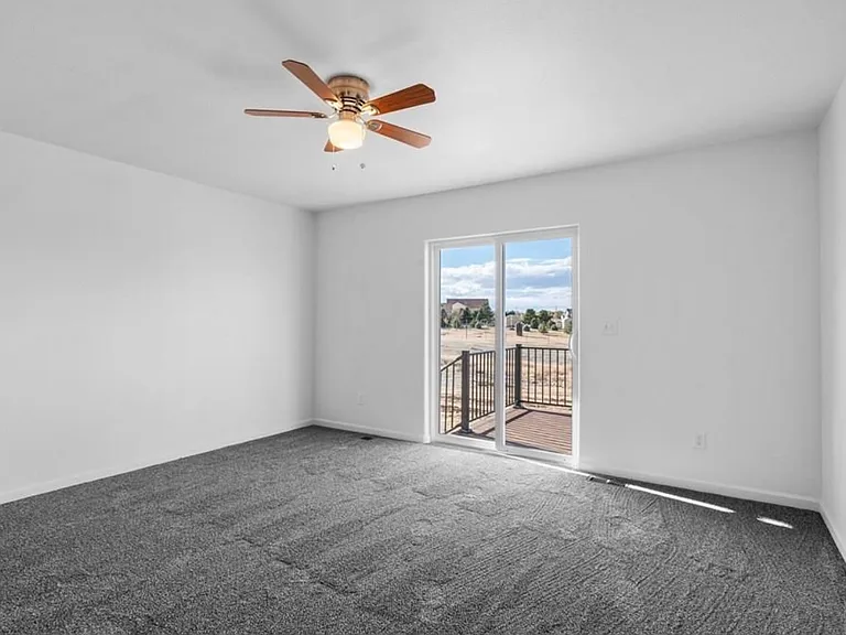 489 S Laporte Dr — Photo 8