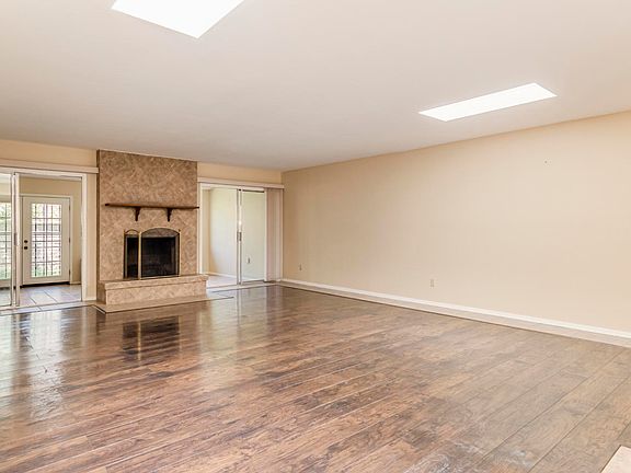 3rd image of 1522 W Sendero Cuatro