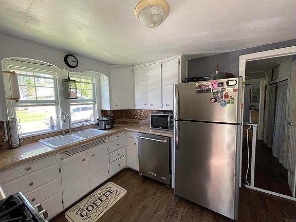 4th image of 66419 State Road 15
