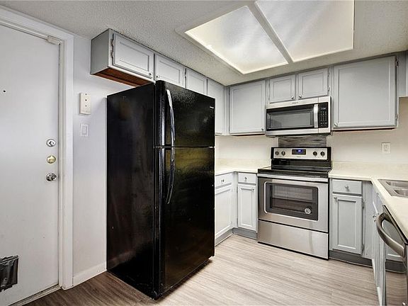 2nd image of 11406 Ptarmigan Dr #B