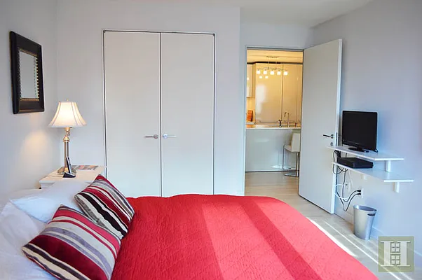 Rented by Halstead Real Estate | media 8
