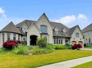 3 Royal County Down Cres, Markham, ON L6C 0K1