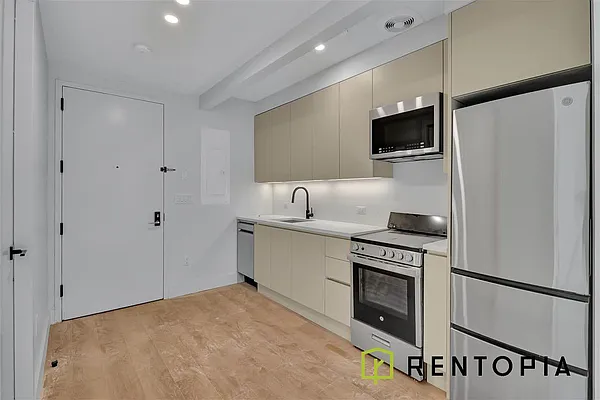 Rented by Rentopia | media 30