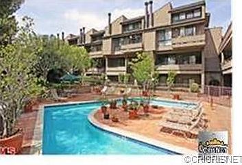 1st image of 13331 Moorpark St APT 216
