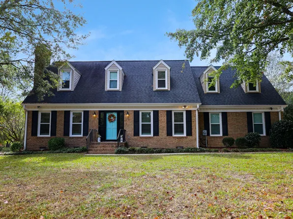 2020 Angier Rd, Fuquay Varina, NC 27526