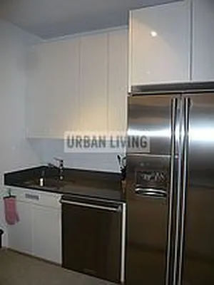Rented by Urban Living | media 35
