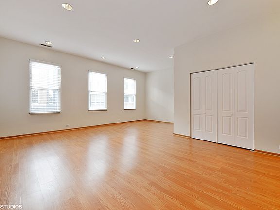 2nd image of 1742 W North Ave #2