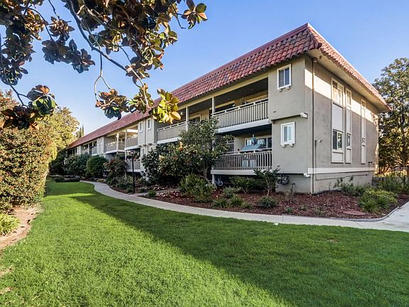 2nd image of 2741 Mauricia Ave #B