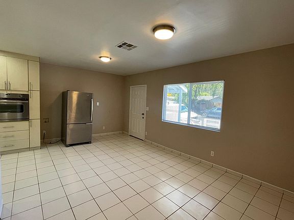 5th image of 1451 Adobe Dr