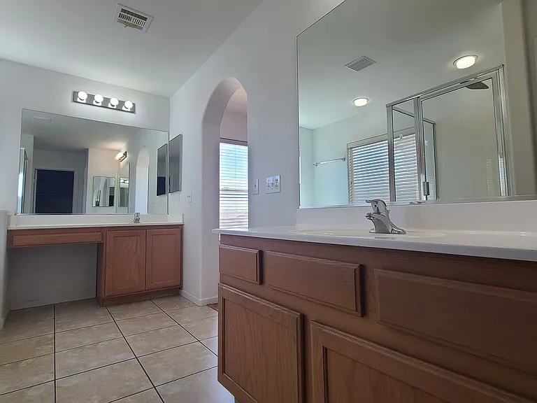 8944 Rutherford Grove St — Photo 30