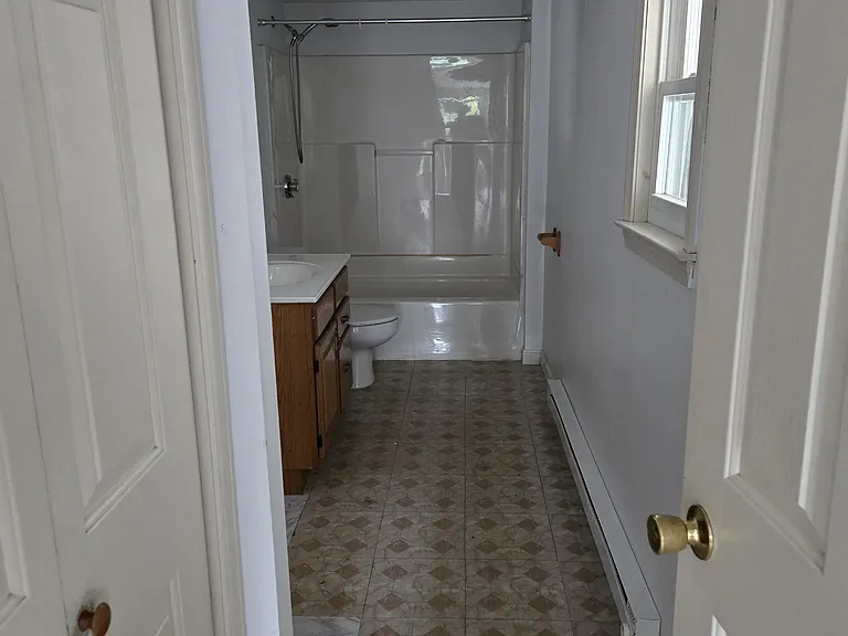 205 Pine St #2 — Photo 14