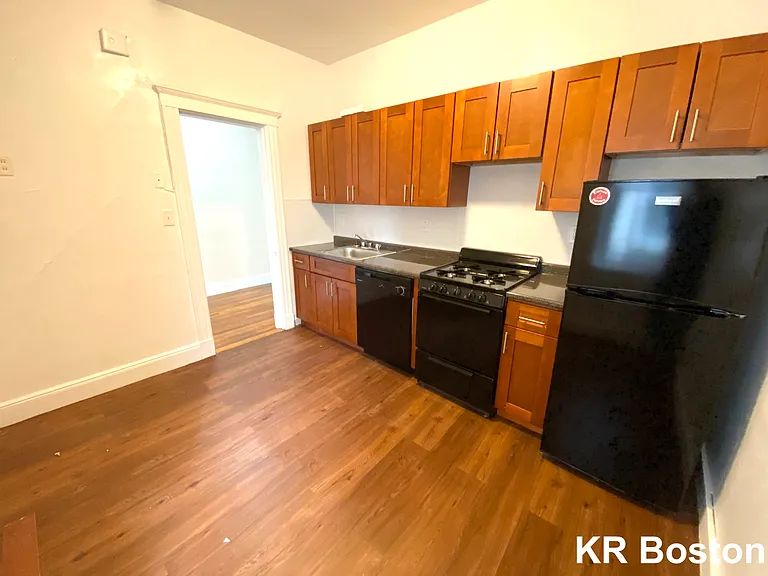 1812 Commonwealth Ave #26 — Photo 9