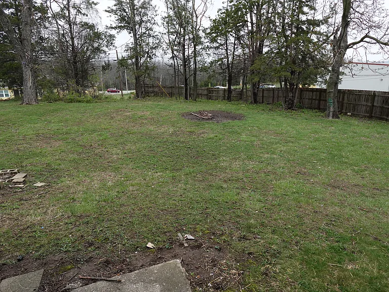 6608 NW Prairie View Rd — Photo 18
