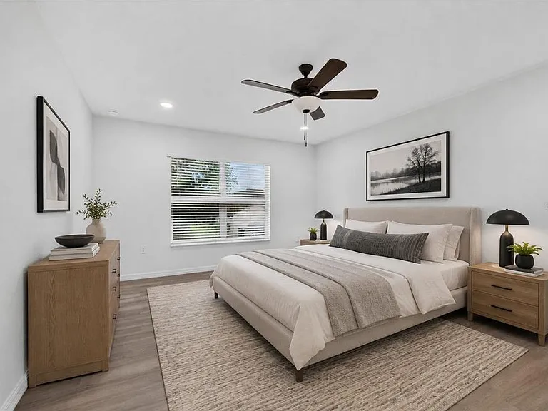 1097 Augustus Dr — Photo 13